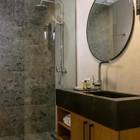Apagio Project By Almelon Apartment *
